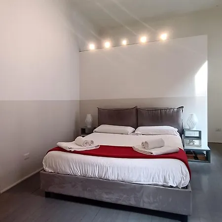 Sahi - Residenza Bianca Di Savoia Milan