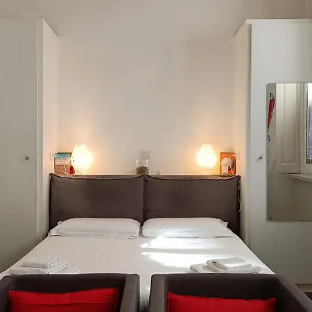 Sahi - Residenza Bianca Di Savoia Milan