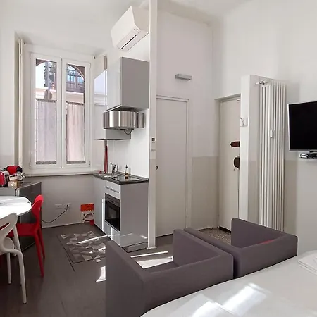 Sahi - Residenza Bianca Di Savoia Milan